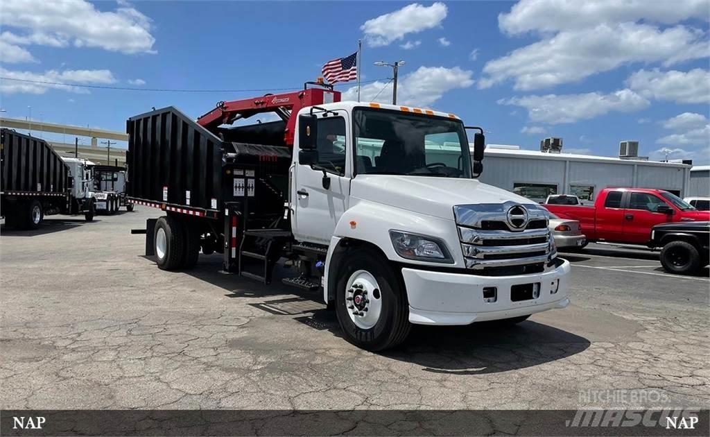 Hino L7 Грейферы