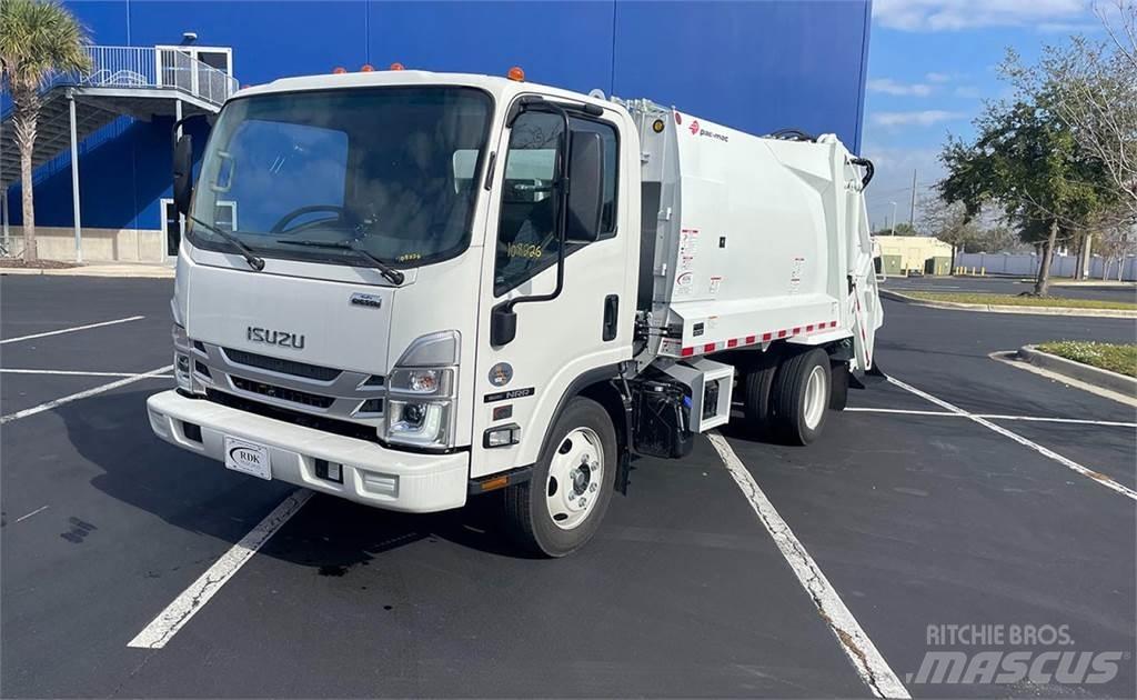Isuzu NRR Мусоровозы