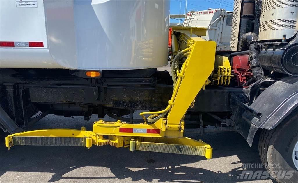 Mack LEU613 Мусоровозы