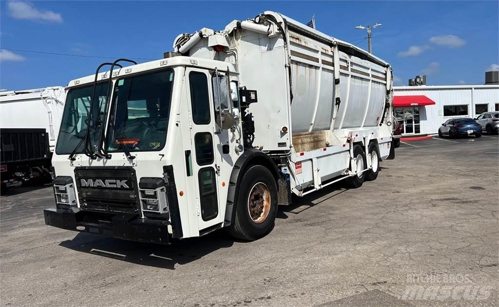 Mack LR613 Мусоровозы