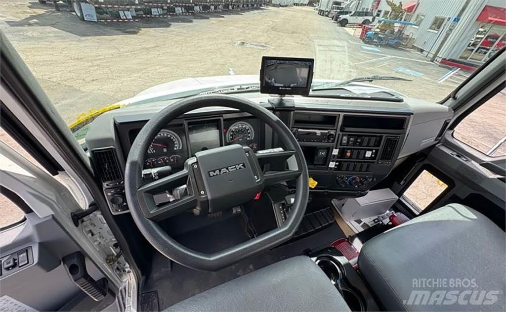 Mack MD6 Мусоровозы