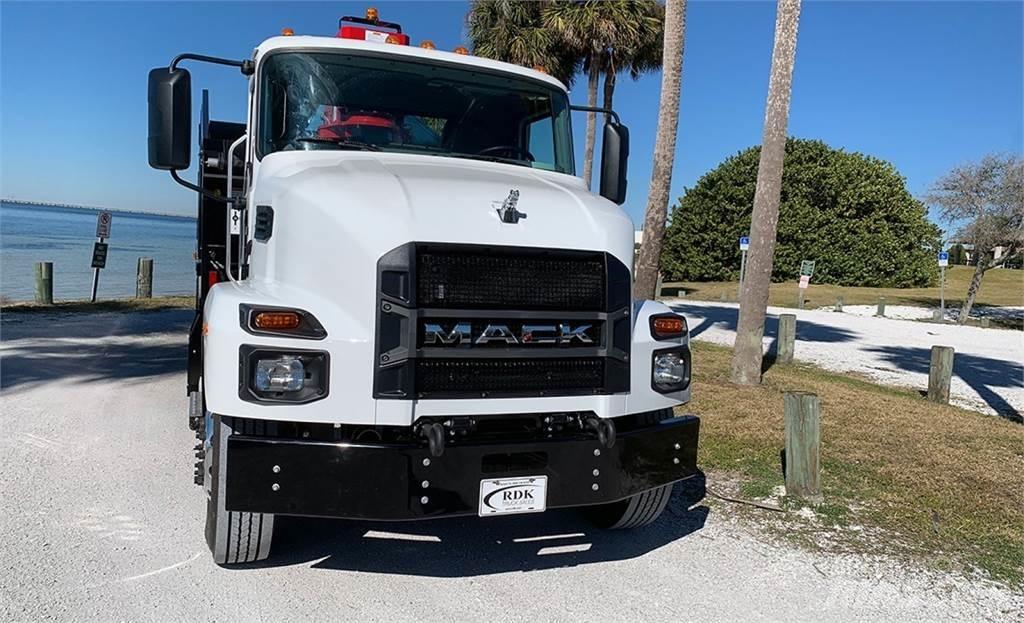 Mack MD6 Грейферы