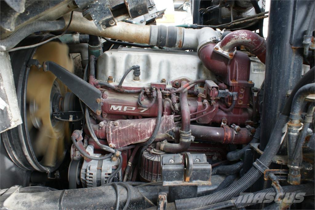 Mack MRU613 Мусоровозы