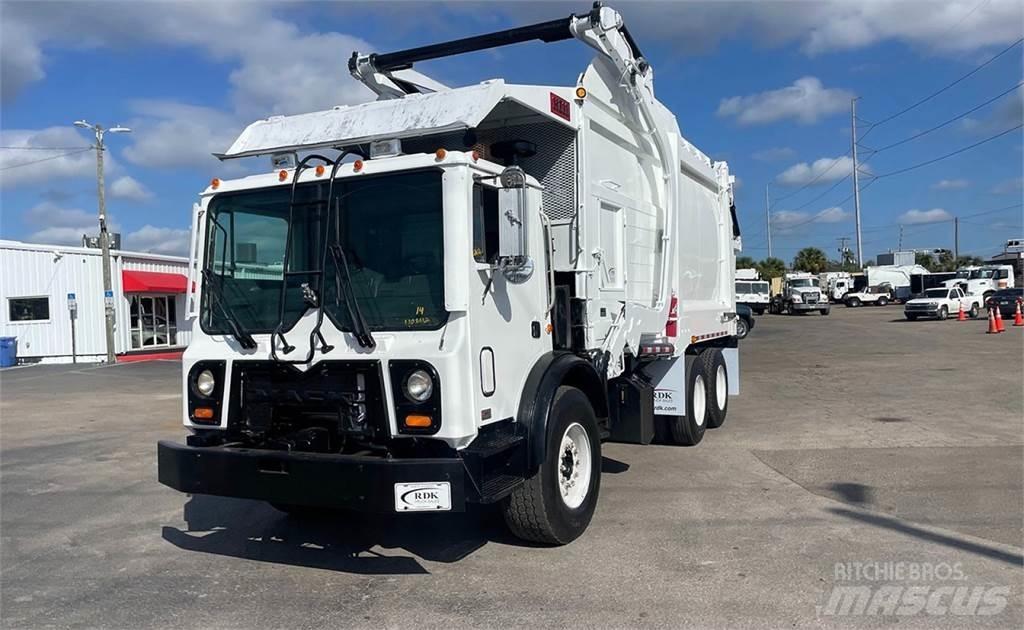 Mack MRU613 Мусоровозы