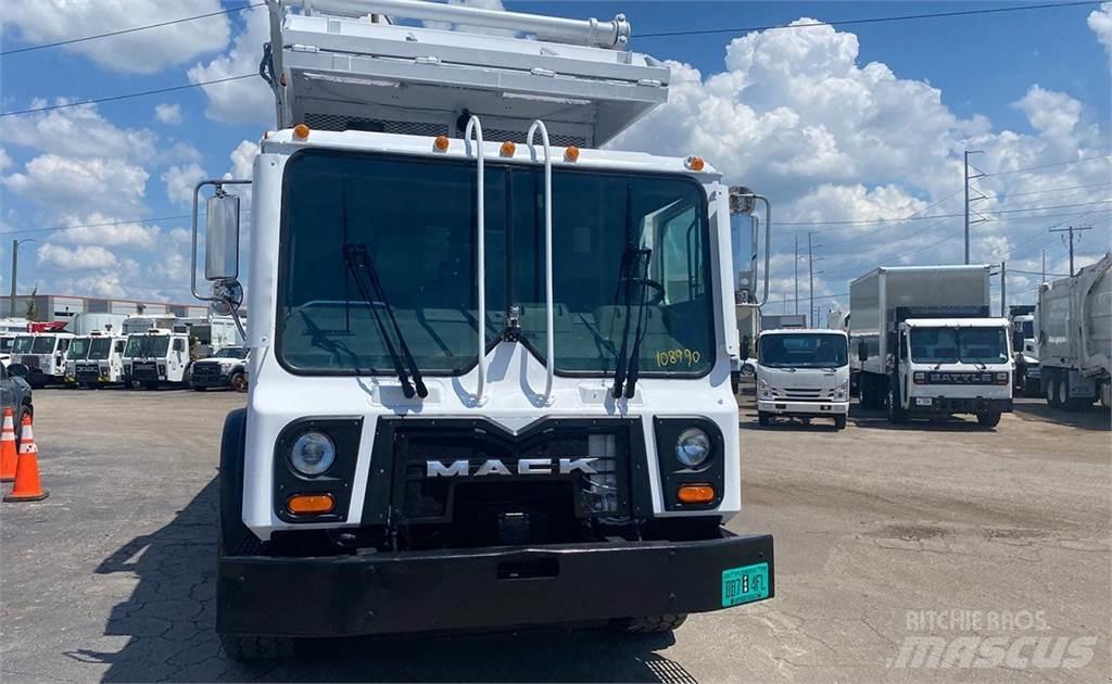 Mack MRU613 Мусоровозы