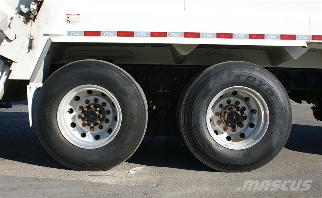 Mack TE64 Мусоровозы