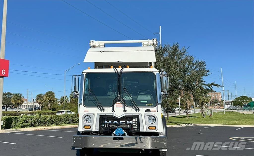 Mack TE64 Мусоровозы