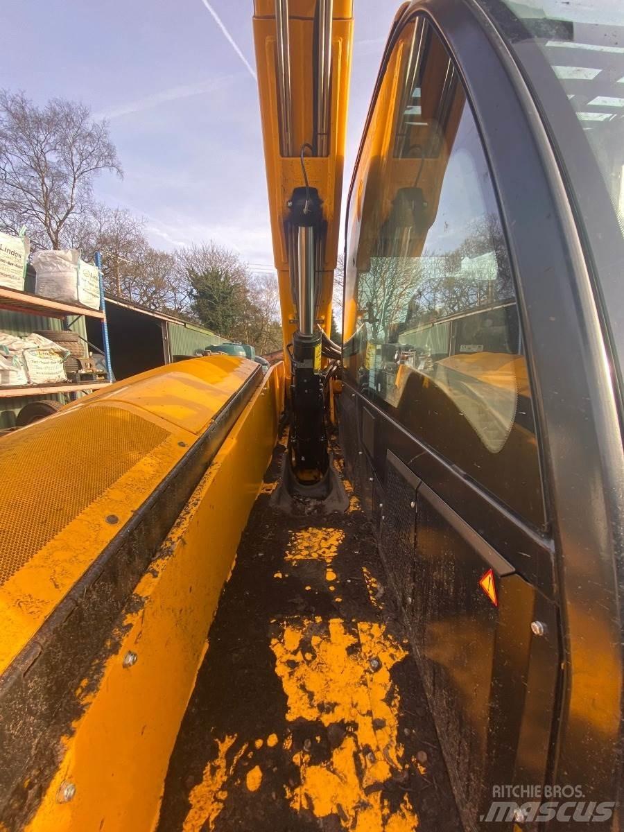 JCB 542-70 Сельскохозяйственные телескопические погрузчики