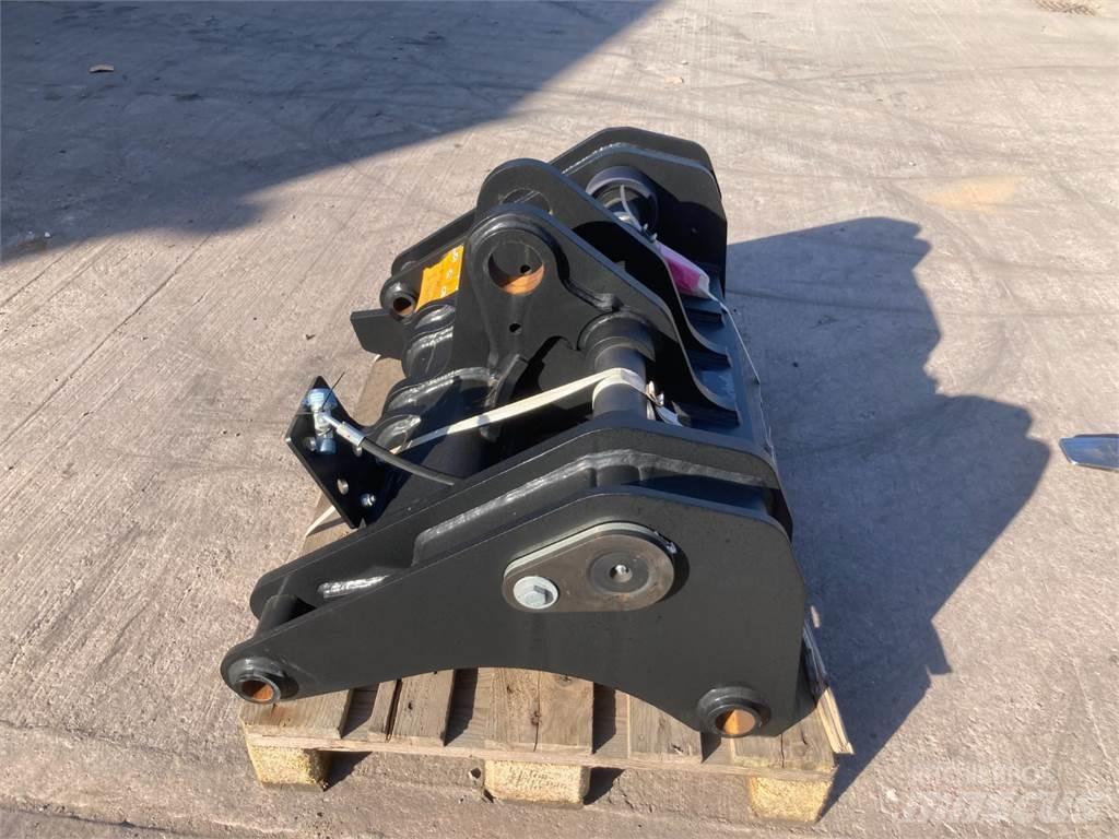 JCB TM420 Навесное оборудование и запчасти