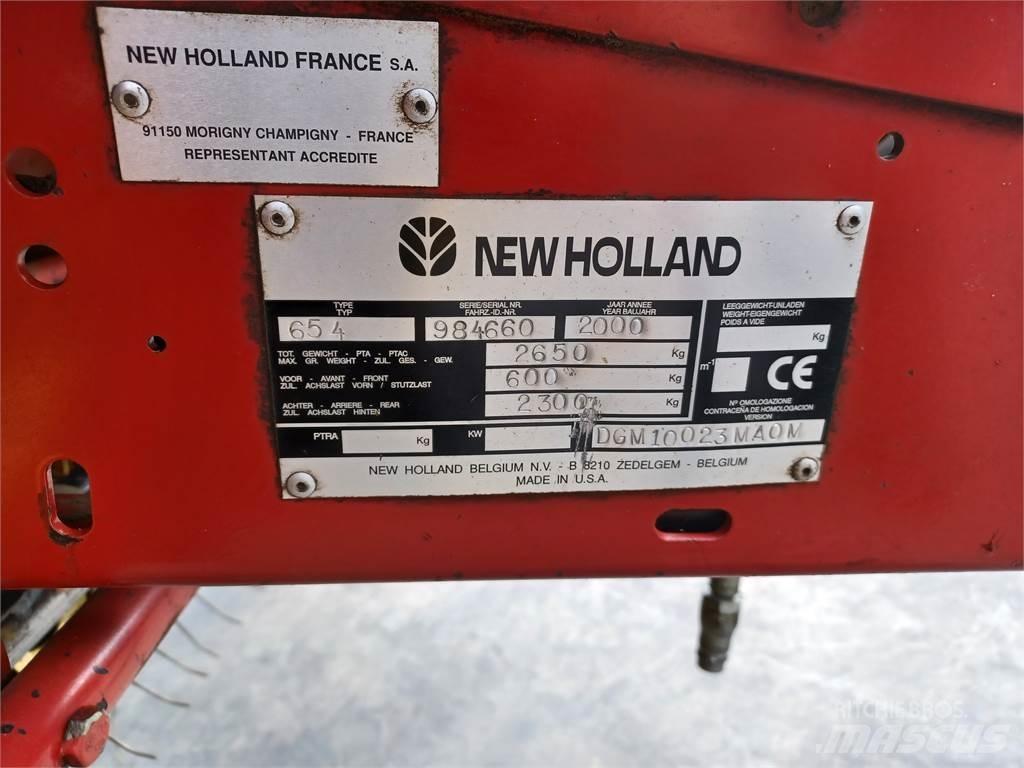 New Holland 658 Рулонные пресс-подборщики