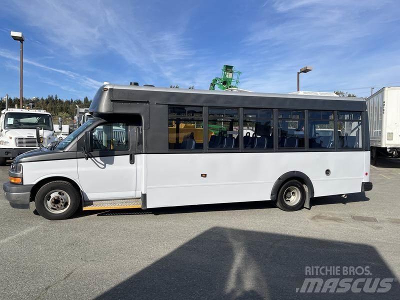 Chevrolet Express Микроавтобусы