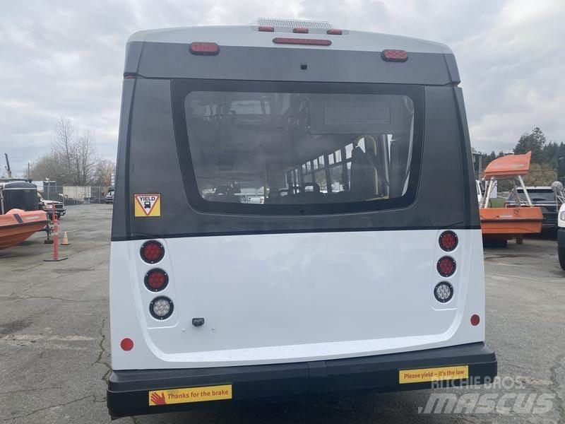 Chevrolet Express Микроавтобусы