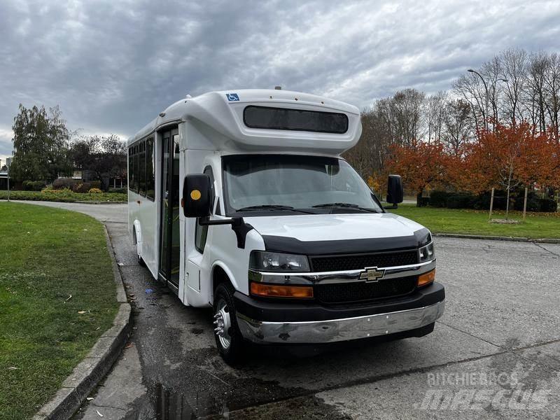 Chevrolet Express Микроавтобусы