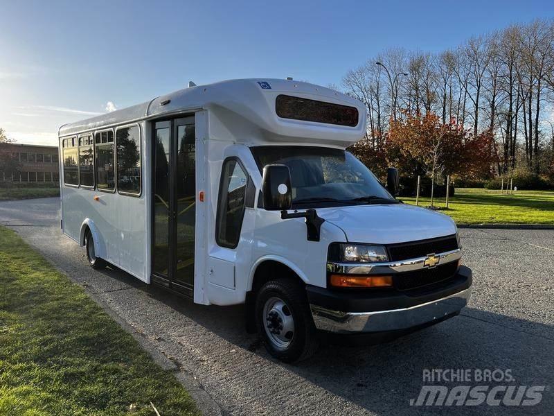 Chevrolet Express Микроавтобусы
