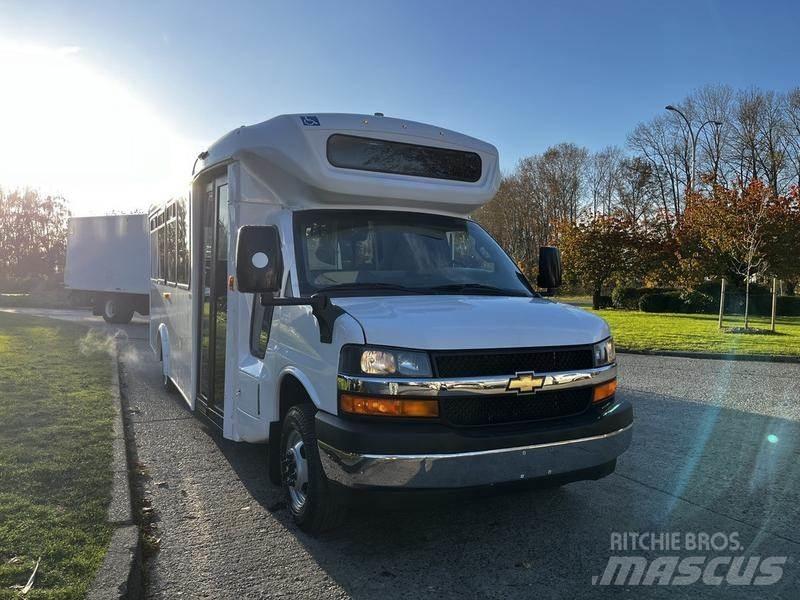 Chevrolet Express Микроавтобусы
