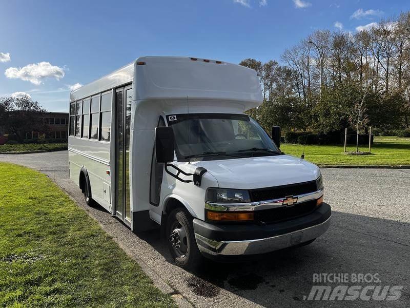 Chevrolet Express Микроавтобусы