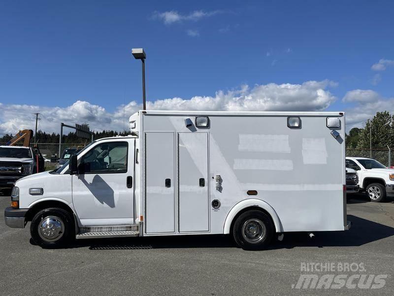 Chevrolet Express Микроавтобусы