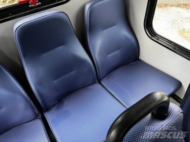 Chevrolet Express Микроавтобусы