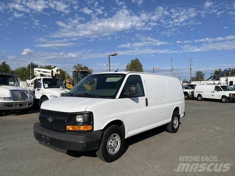 Chevrolet Express Изотермический фургон