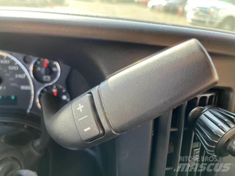 Chevrolet Express Изотермический фургон