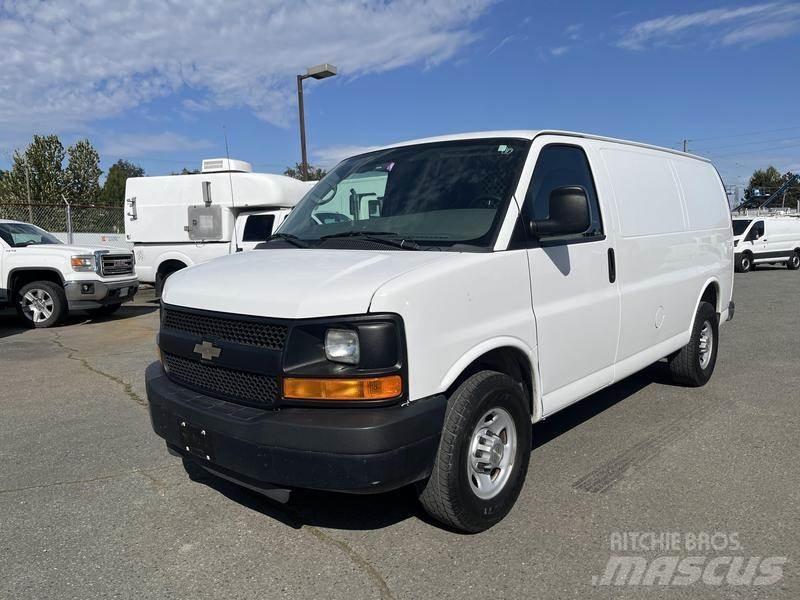 Chevrolet Express Изотермический фургон