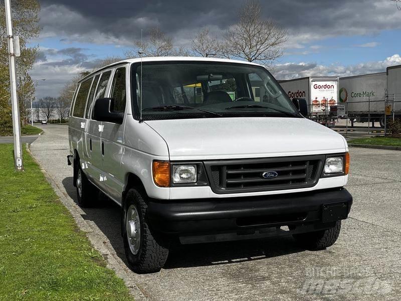 Ford Econoline Легковые автомобили