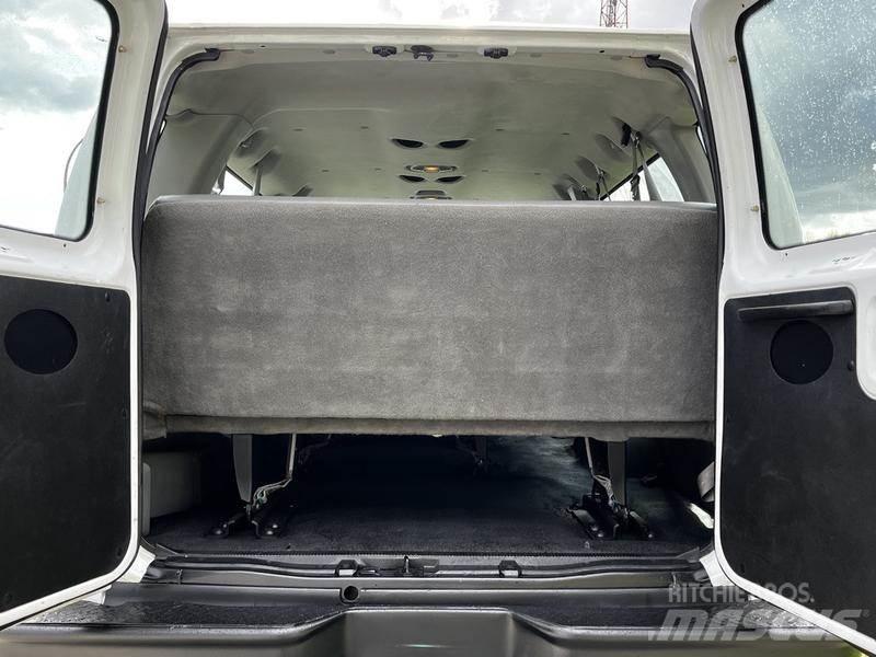 Ford Econoline Легковые автомобили
