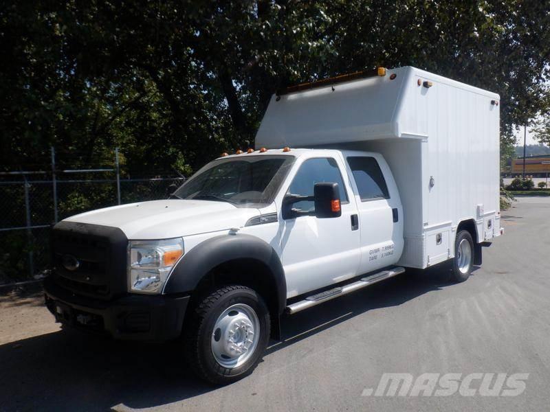 Ford F-550 Комбинированные дорожные машины