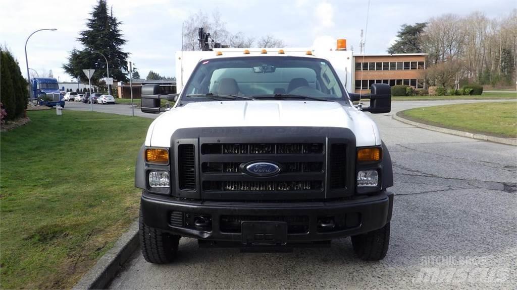 Ford F-550 Автомобильные краны