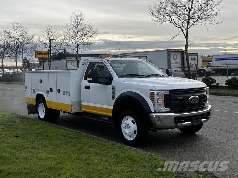 Ford F-550 Комбинированные дорожные машины