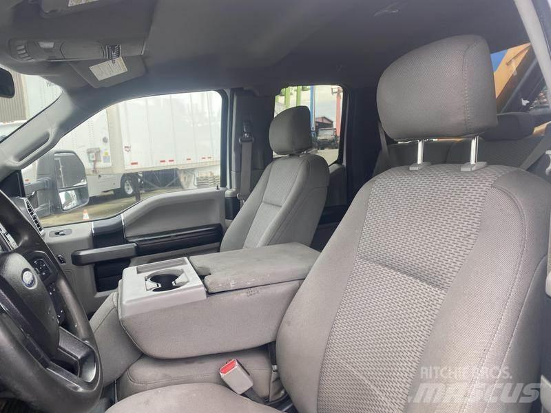 Ford F-550 Автомобильные краны