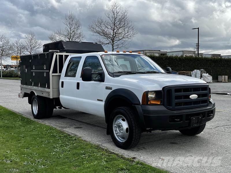 Ford F-550 Комбинированные дорожные машины