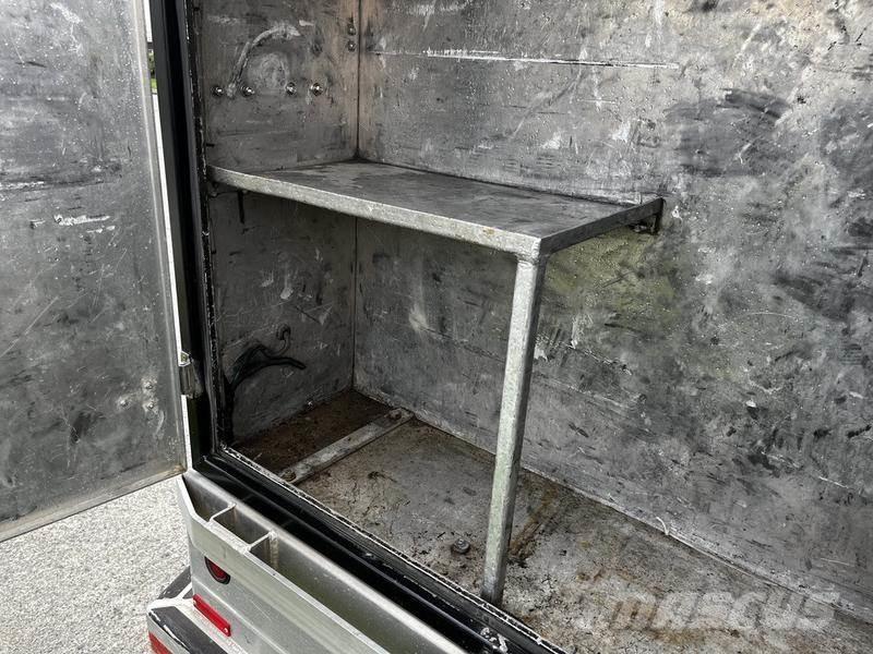 Ford F-550 Комбинированные дорожные машины