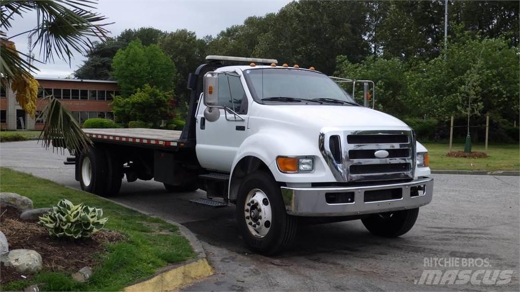 Ford F-750 Грузовики-платформы/боковая разгрузка