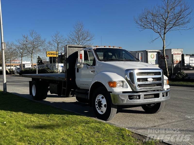 Ford F-750 Грузовики-платформы/боковая разгрузка