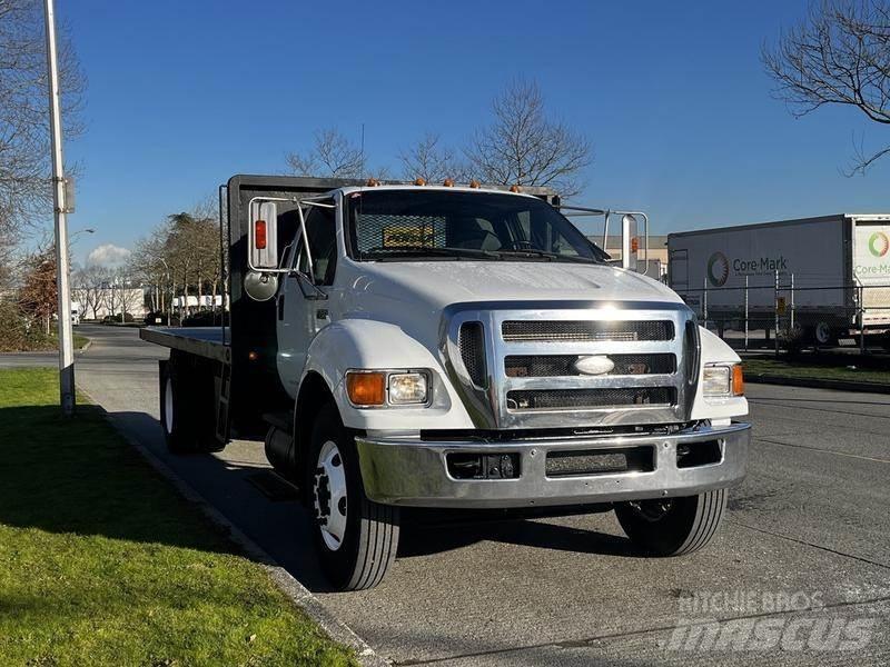 Ford F-750 Грузовики-платформы/боковая разгрузка