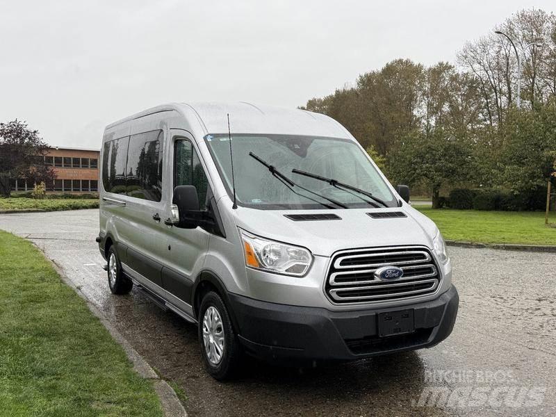 Ford Transit Легковые автомобили