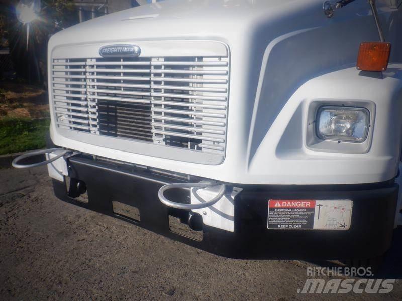 Freightliner FS65 Специальные грузовики