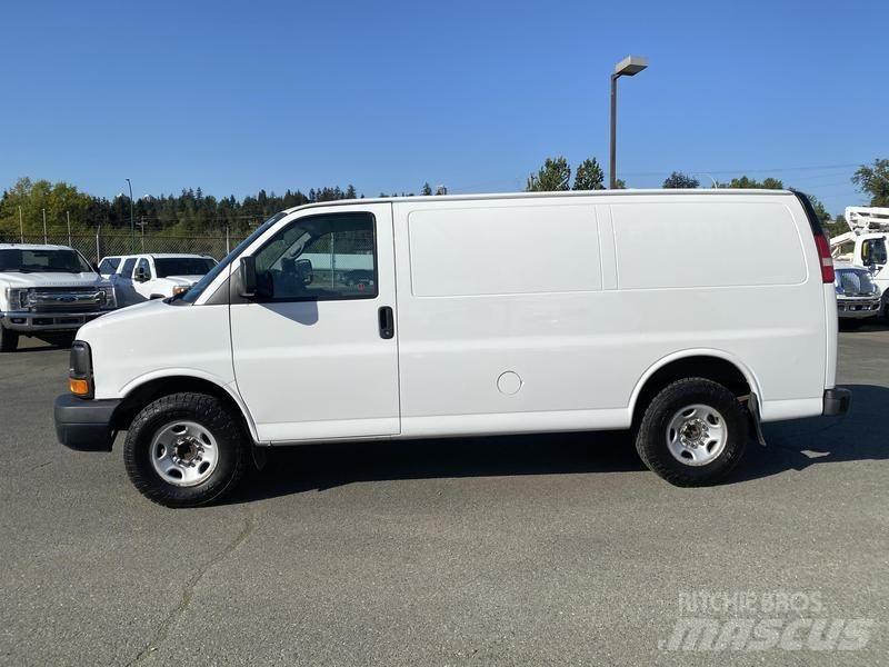 GMC Savana Изотермический фургон