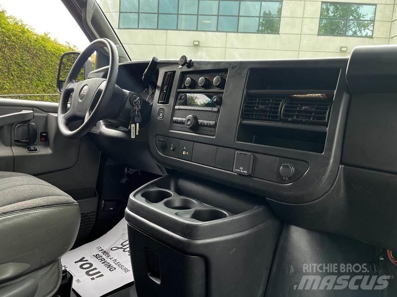 GMC Savana Изотермический фургон