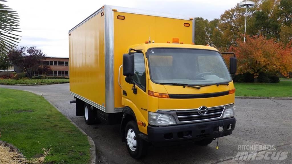 Hino 145 Изотермический фургон