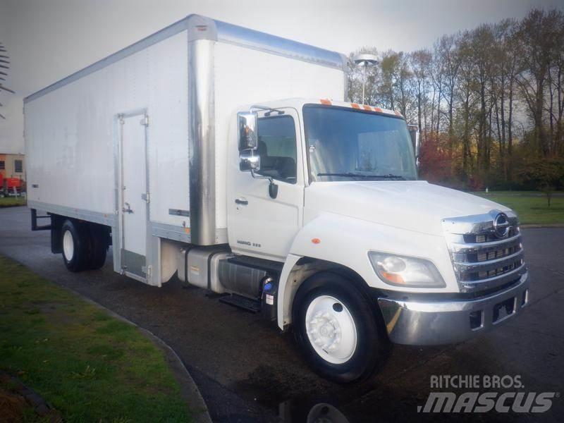 Hino 308 Изотермический фургон
