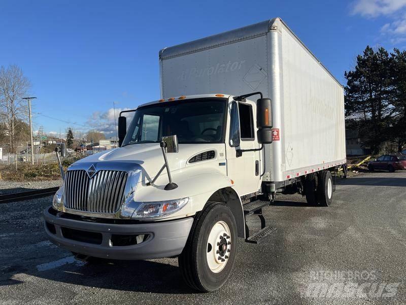 International 4300 Изотермический фургон