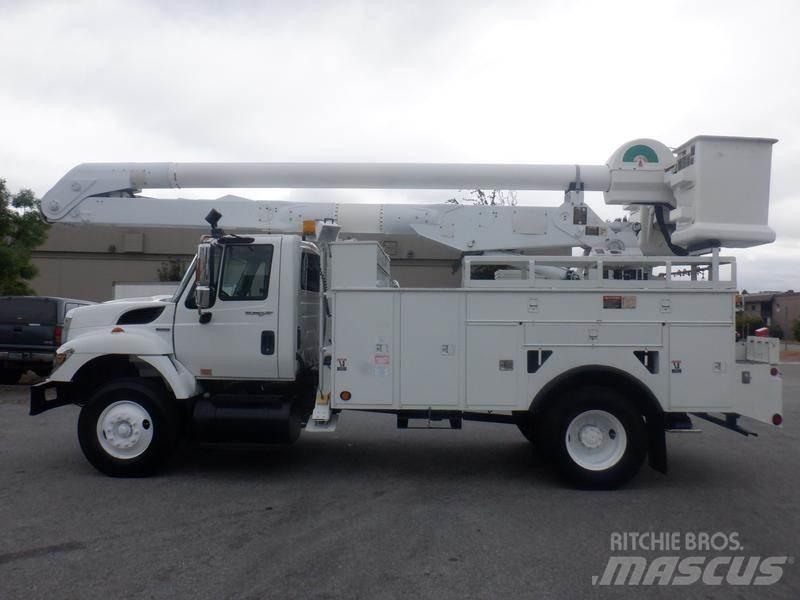 International 7400 Специальные грузовики