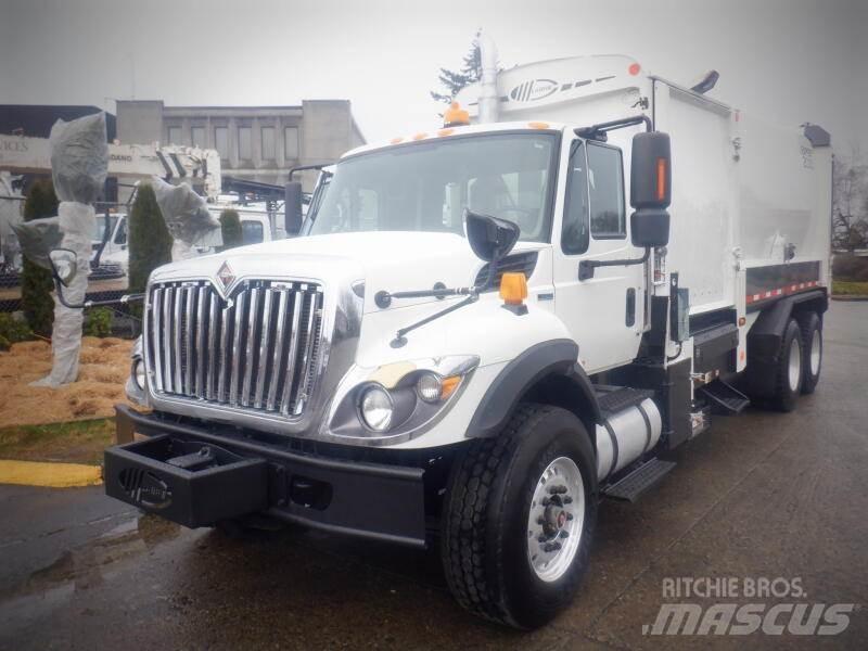 International 7400 Мусоровозы