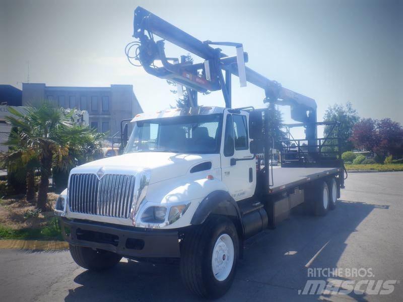 International 7500 Автомобильные краны