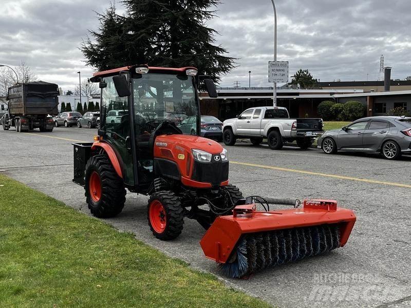 Kubota B2650 Уборочные машины