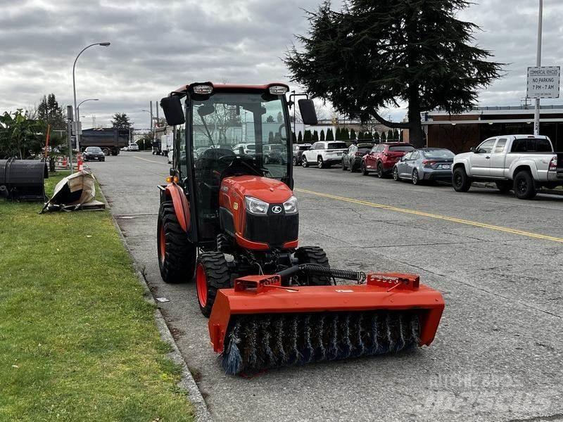 Kubota B2650 Уборочные машины