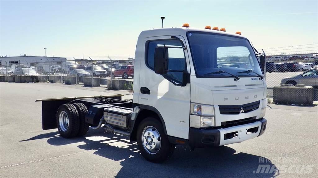 Mitsubishi Fuso FE Шасси с кабиной