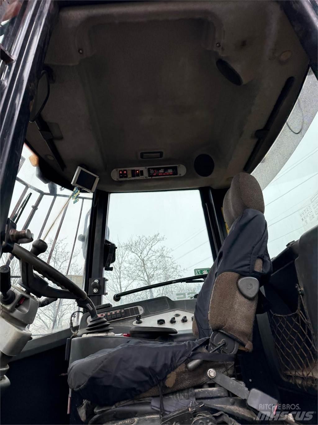 JCB 436HT Фронтальные погрузчики